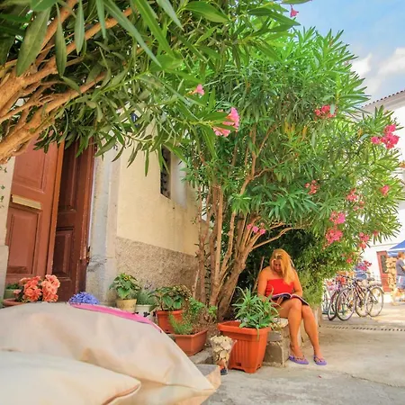 Apartman Dolores Cres